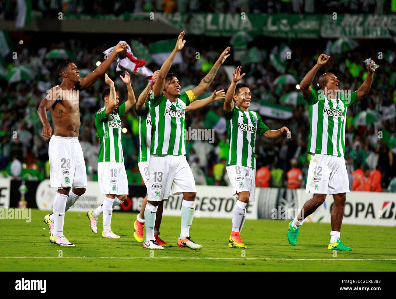 Fussball Fussball Atletico Nacional Gegen Sao Paulo Copa Libertadores Semi Final Atanasio Girardot Stadium Medellin Kolumbien 13 07 16 Marlos Moreno Von Atletico Nacional Reagiert Reuters Fredy Builes Stockfotografie Alamy