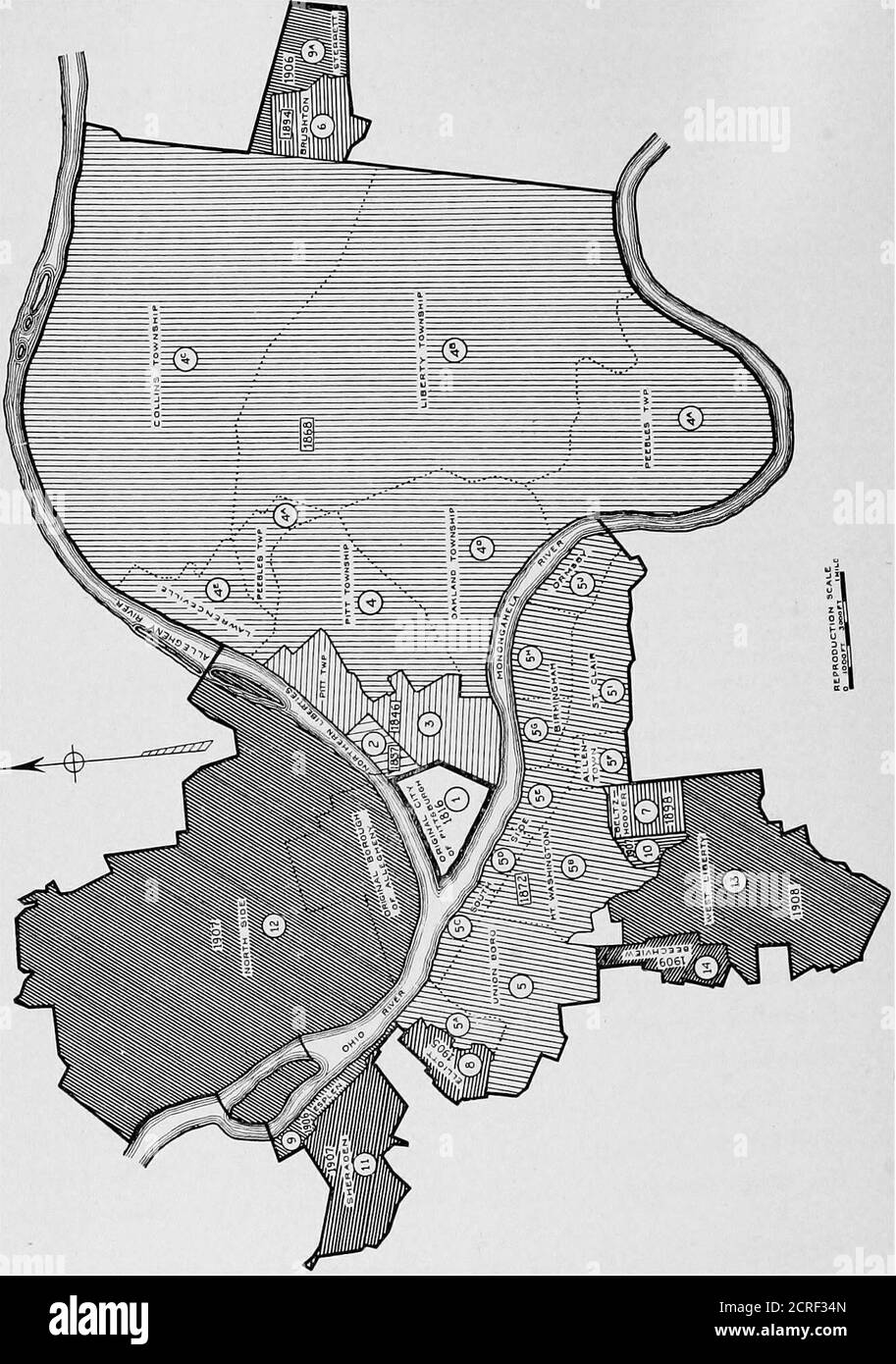 . Bericht über die Pittsburgh Transport Problem, vorgelegt an ehrenvolle William A. Magee, Bürgermeister der Stadt Pittsburgh . Allegheny Dez. 6,1907 13. West Liberty Borough. .Jan. 6, 1908 14. Beechview Borough 4. Januar 1909 110700 0.181.09 GesamtbereichAcrs Sq.Mi. 320 0.50 430 0.681130 1.77 •Juni 30,1868 13568 21.34 14788 23.11 April 2,1872 2684 4.20 17472 27.31 290 0 45 17762 27 7(3 190 0 30 17952 28 06 203 0 32 18155 28 38 180 0 28 18335 28 66 310 0 49 18645 29 15 73 0 11 18718 29 20 621 0 97 19339 30 23 5165 8 07 24504 38 30 1751 2 72 26255 41 02 210 0 33 26465 41 35 Pittsburgh wird oft bezeichnet Stockfoto