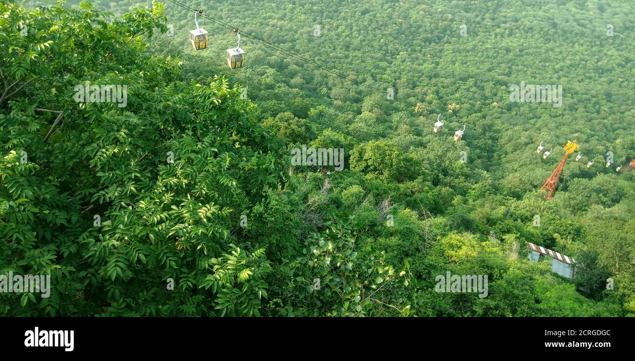 Die Sun Natural Hill Station Ropeway ist eine malerische Gondel Cable Car-Service, der Sun Moon Lake mit dem verbindet Formosa Aboriginal Culture Village die Stockfoto