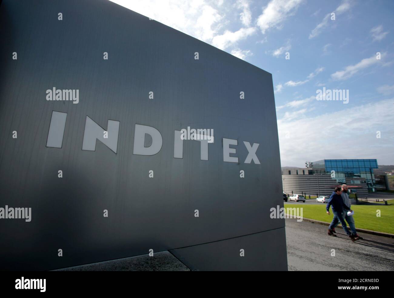 Arteixo zara factory Stockfotos und -bilder Kaufen - Alamy