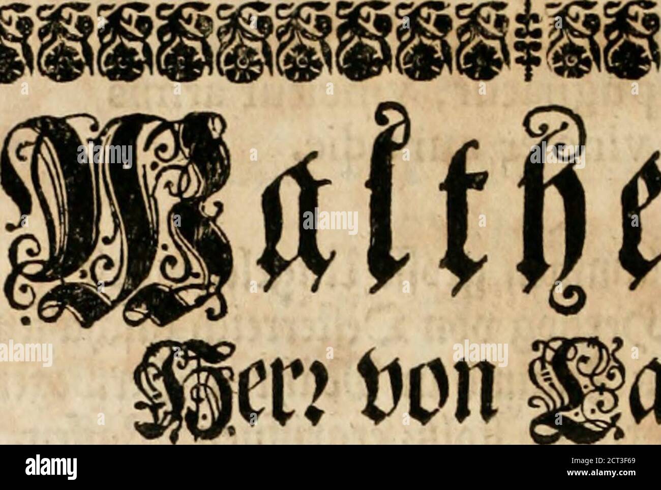 . Vortrefflich-hoch-Adelisches Controfeé, das ist vollkommener Adel ... des hoch Fürstl ... uralten Hauses von Lamberg ... ; Dreyfach-durch kurzverschließen historischen Lebens-Lauffbeygefügten Sinn-Bildern, und nachgesetzt-teutsch- und lateinischen Versen .. . feinblifr bcfletft/ genrab fd)dblid)e€t COFUD)t ju Unternehmen/ Sieber ipenrid) ben #erfcog t&gt;iel ^RAC^tf&gt;etüge€erroeeft. 3n ruhigem SBacr^umb bte eble Snur;:^U hemmen.3n folcrjer nacfybentf liefen fc ^rodren^efc^affen ©eit ber§ ad)/ 2bar ja üemefymlid) ein r;eolfamimer Mtit£wnfrtljen/ §£in r;et)lfamer a Dollar/ rol? Ja nid) t Stockfoto
