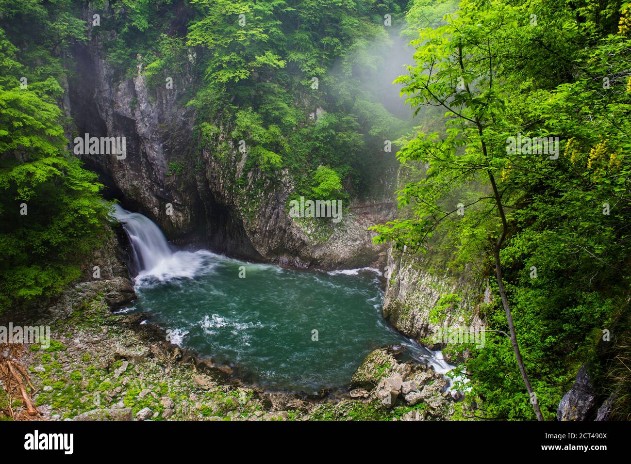 Skocjan Höhlen, Slowenien. Wasserfall am Fuße des "Großen Tals" (Velika Dolina), Karstregion Sloweniens, Europa Stockfoto