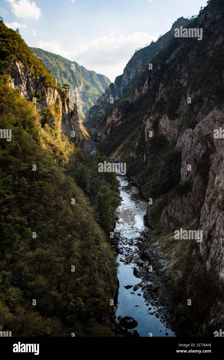 Schlucht des Tara-Flusses, Durmitor-Nationalpark, Montenegro, UNESCO-Weltkulturerbe, Europa Stockfoto