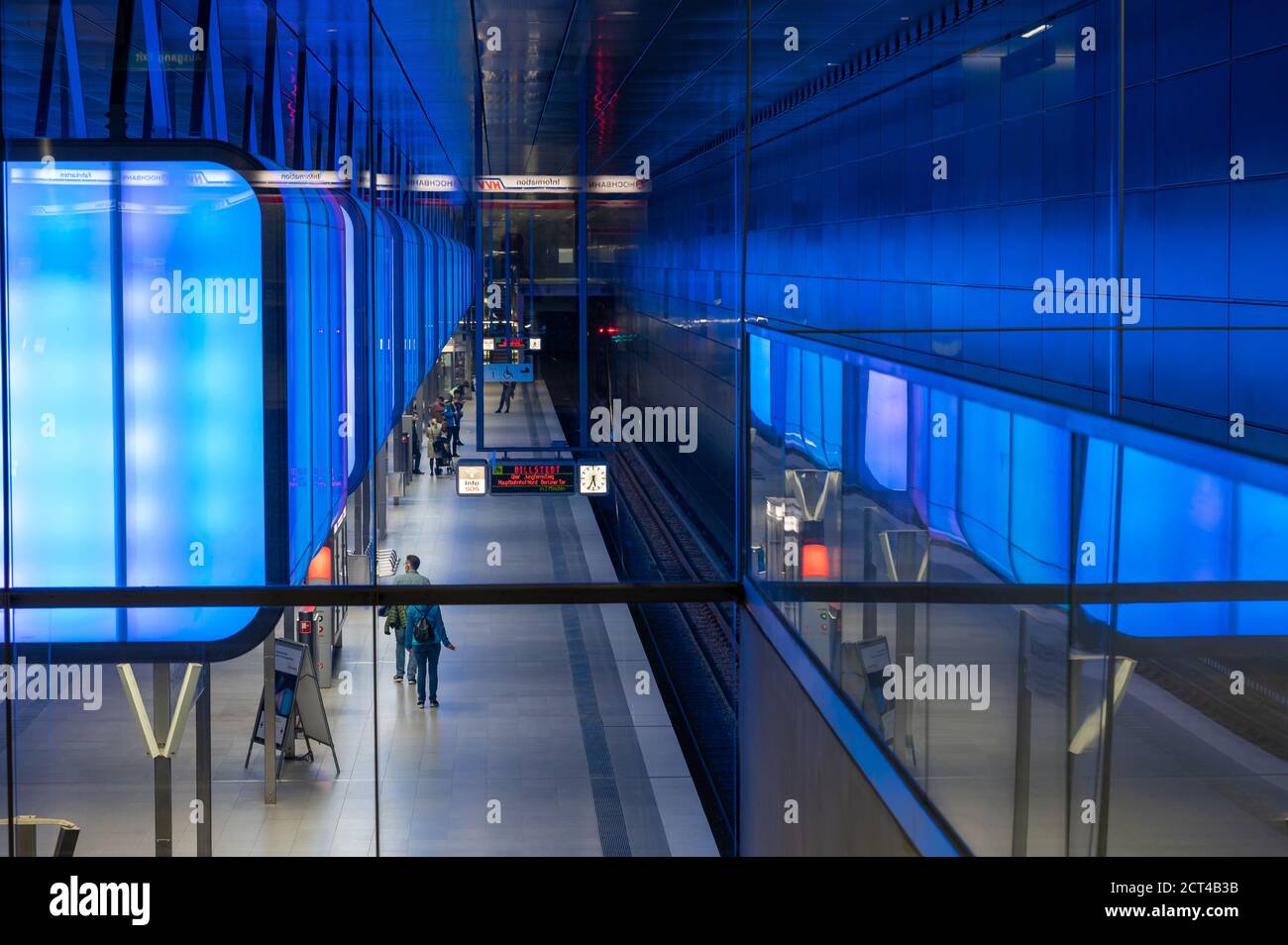 Die U-Bahn-Station "HafenCity University" am 20. September 2020 in Hamburg. Stockfoto