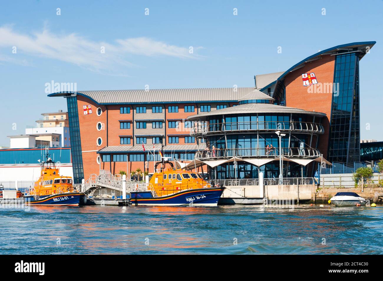 RNLI Rettungsbootstation in Poole Harbour, Dorset, England, Großbritannien, Europa Stockfoto