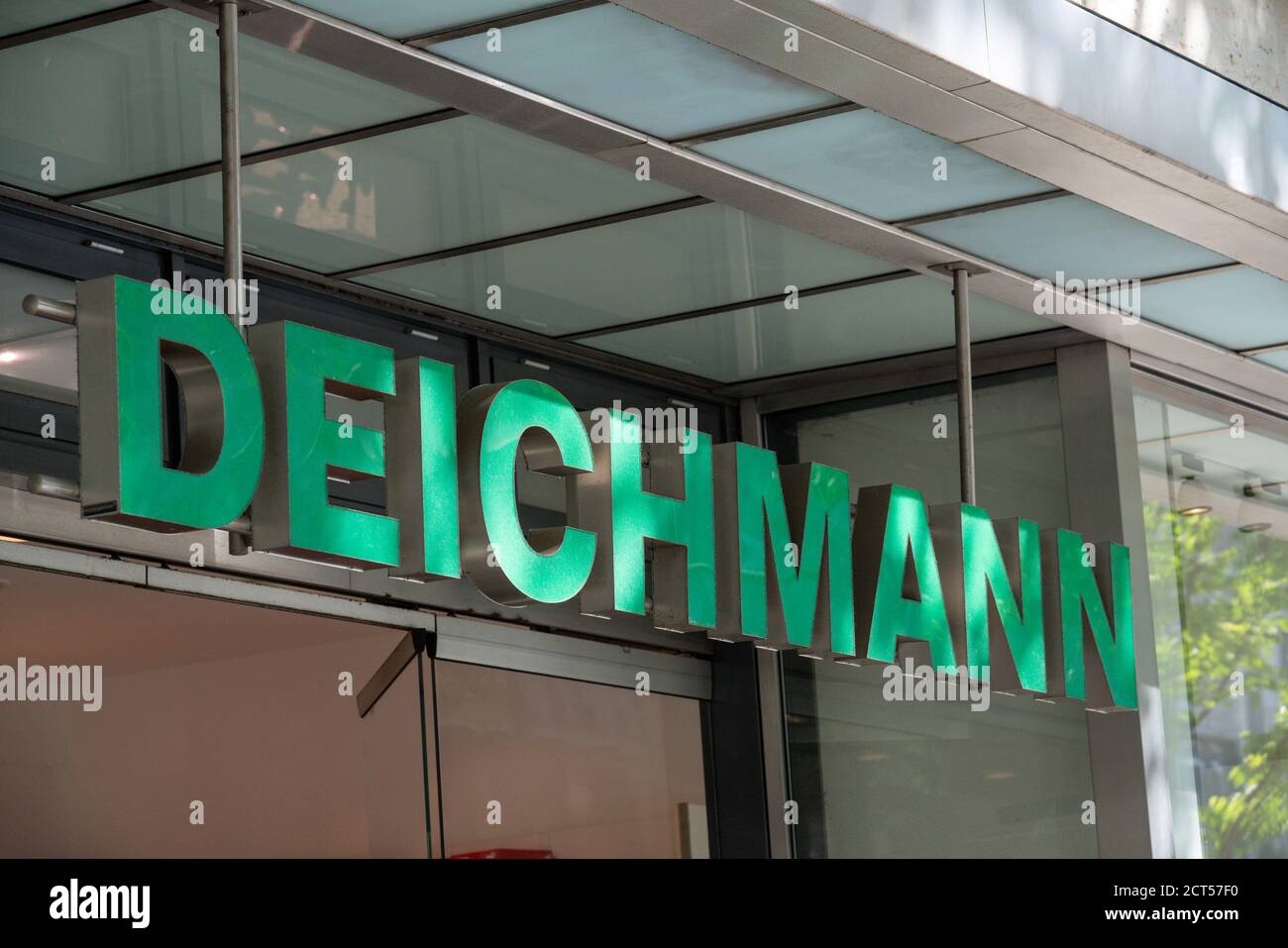 Berlin, Deutschland. September 2020. Berlin, Deutschland 17. September 2020: Symbolbilder - 2020 Deichmann, Logo, Schriftzug, Feature/Symbol/Symbol Foto/Eigenschaft/Detail/ weltweite Nutzung Quelle: dpa/Alamy Live News Stockfoto