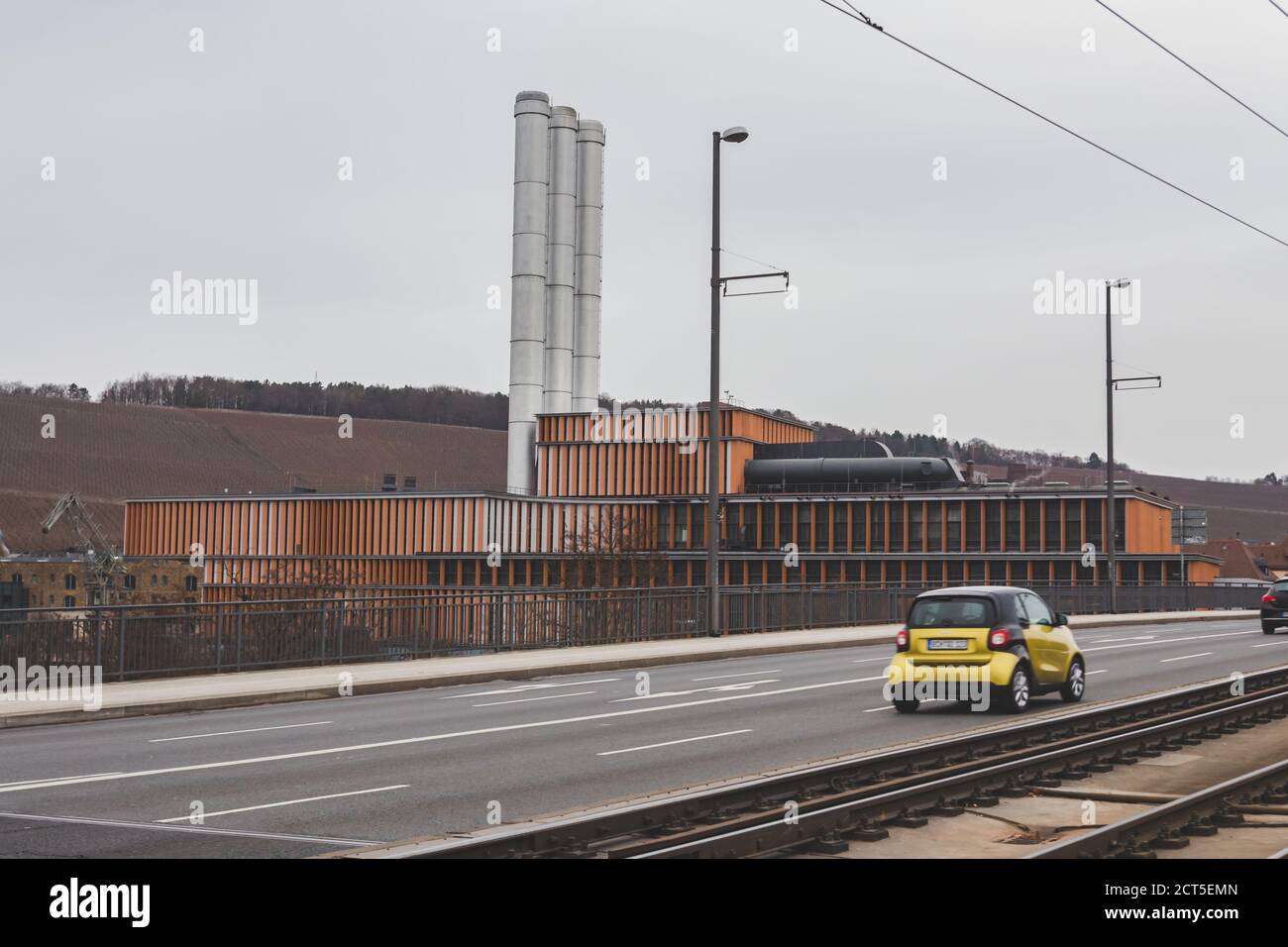 Würzburg/Deutschland-3/1/19:Blockheizkraftwerk in Friedensbrücke In Würzburg.Kraft-Wärme-Kopplung ist der Einsatz eines Wärmekraftwerks oder Kraftwerk zu gen Stockfoto