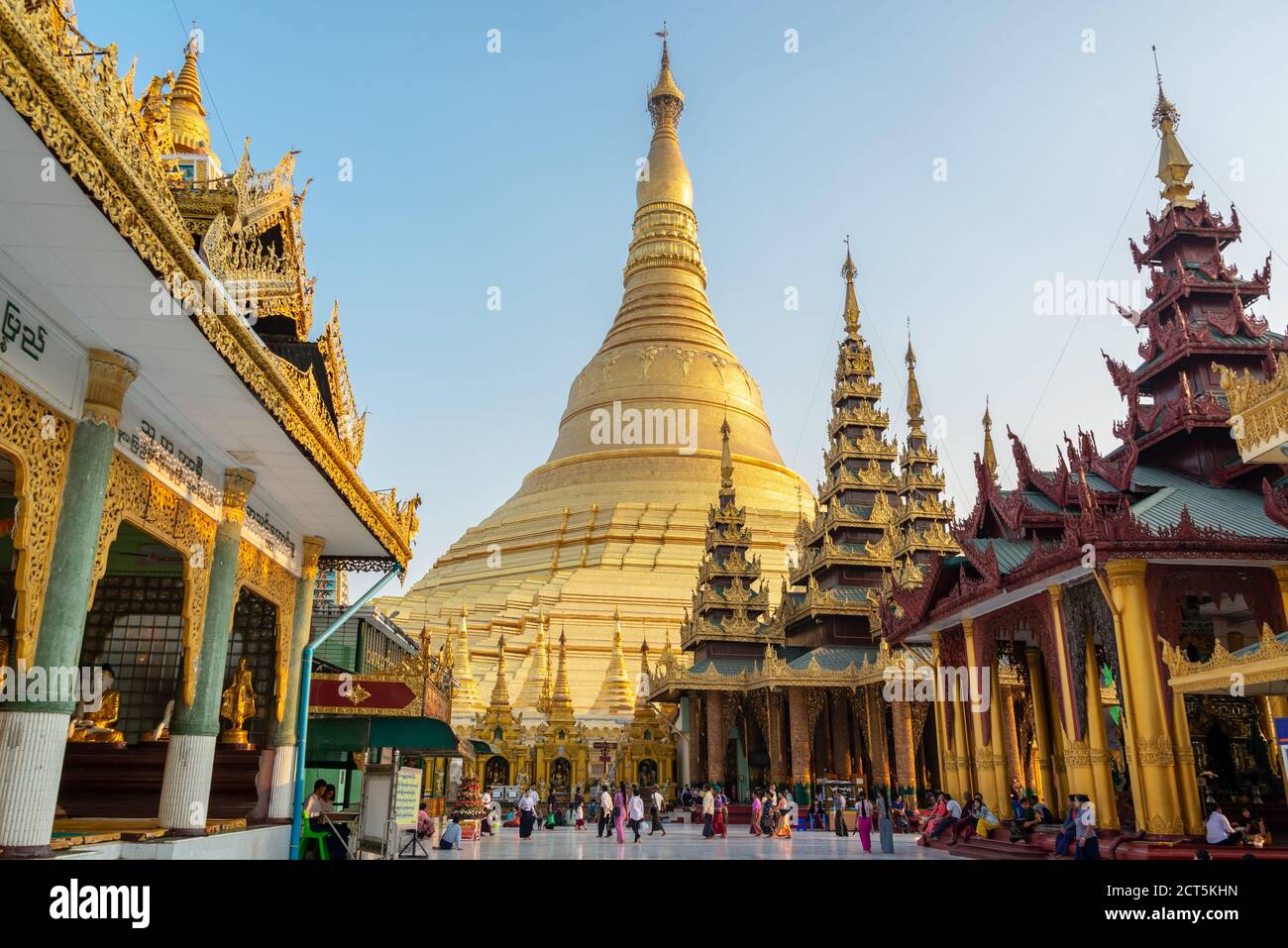 Shwedagon Pagode, in Yangon Burma Myanmar Stockfoto