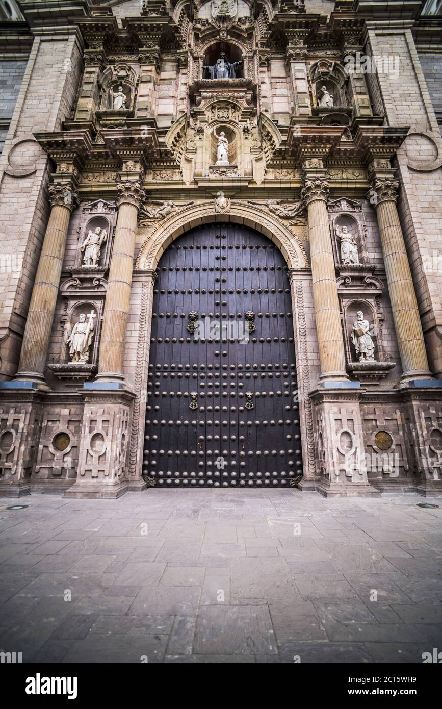 Große Kirchentüren, Lima, Lima Provinz, Peru, Südamerika Stockfoto