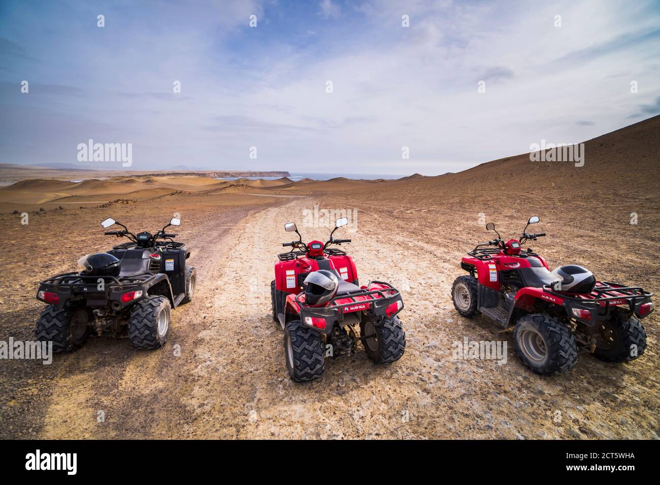 Quadbiking in Paracas National Reserve (Reserva Nacional de Paracas), Ica, Peru, Südamerika Stockfoto