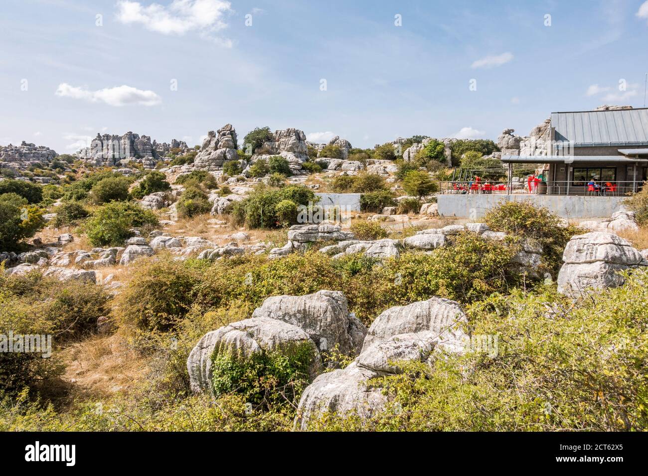 Besucherzentrum in El Torcal de Antequera ein Karstgebirge Naturschutzgebiet, mit charakteristischen Form der Felsen, Andalusien, Spanien Stockfoto