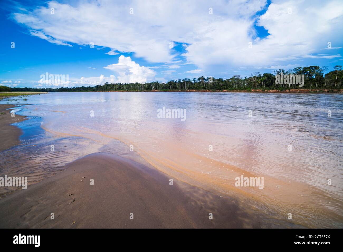 Fluss in Tambopata National Reserve, Tambopata Provinz, Amazonas Dschungel von Peru, Südamerika Stockfoto