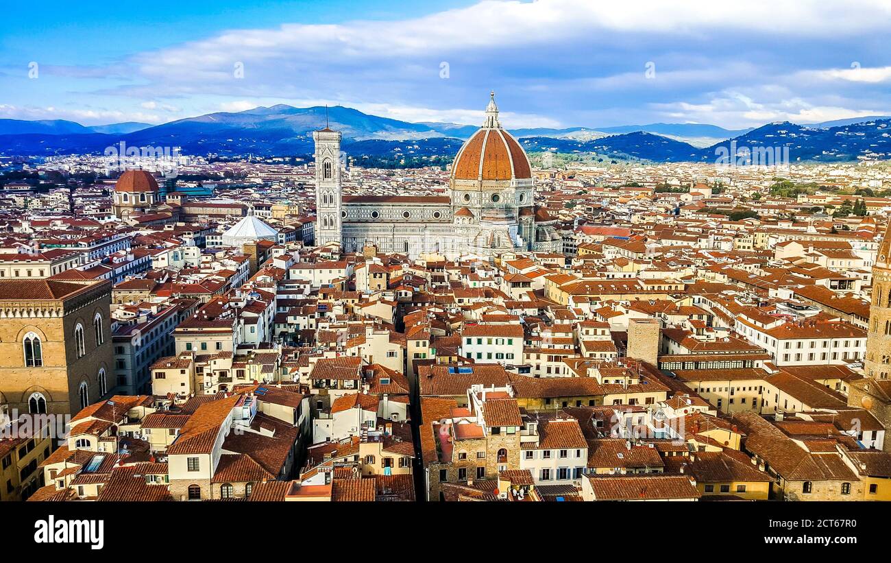 Kathedrale von Florenz, formal die Cattedrale di Santa Maria del Fiore ("Kathedrale der Heiligen Maria von der Blume"). Italien Stockfoto