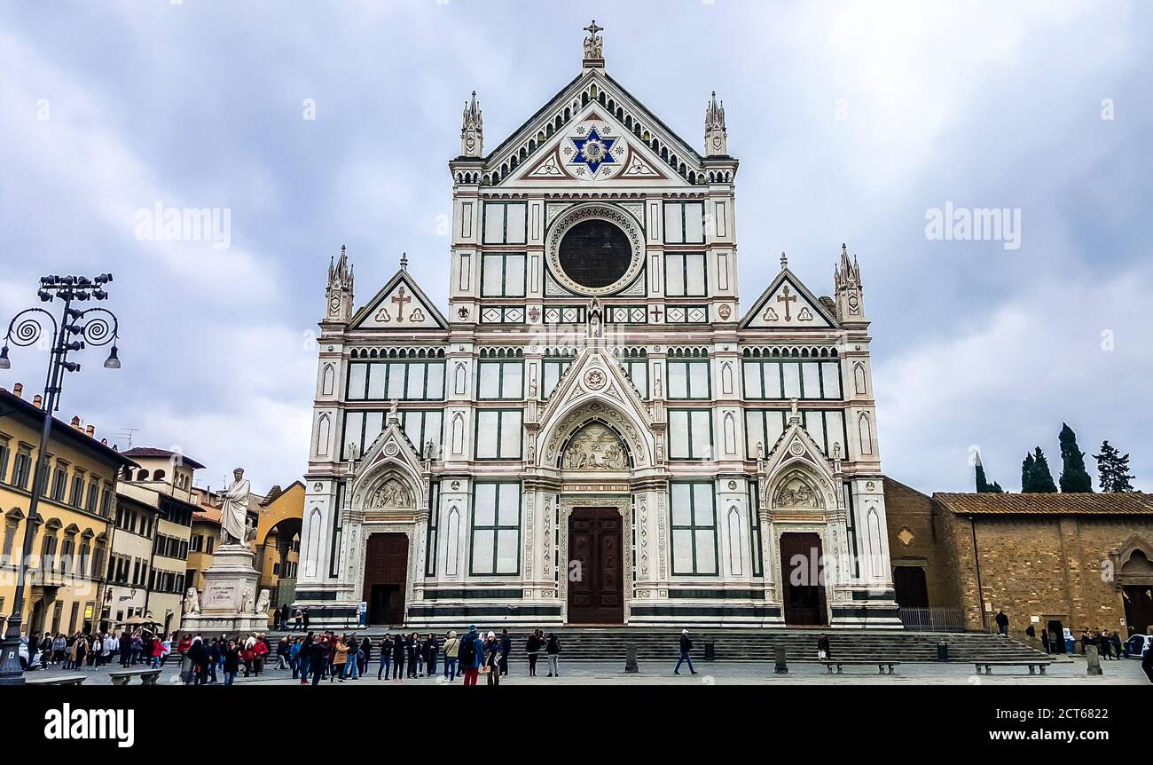 Die Basilika Santa Croce (Basilika des Heiligen Kreuzes). Florenz, Italien Stockfoto