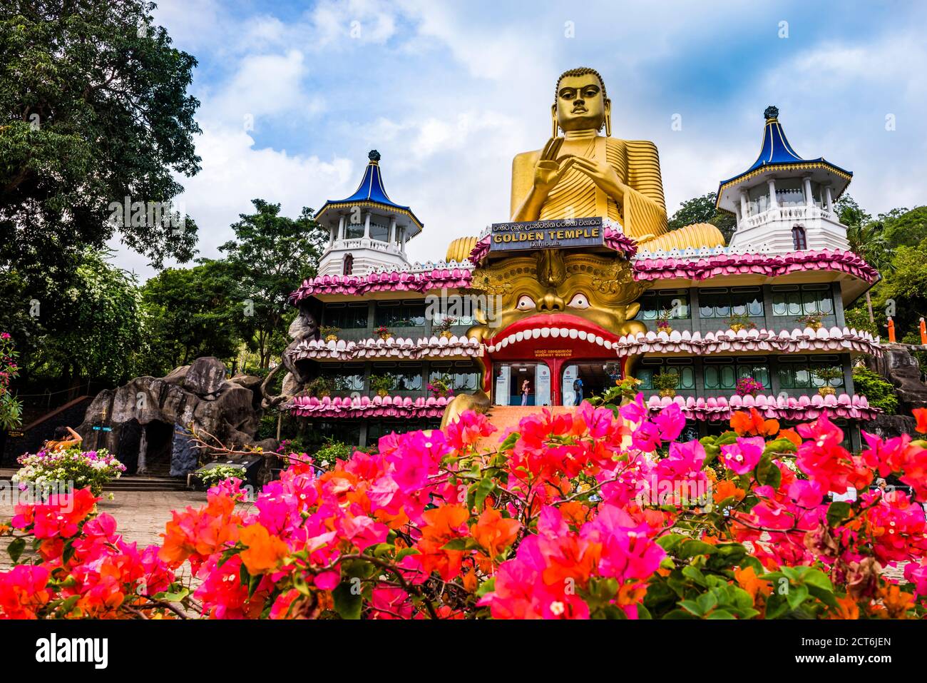 Goldenen Tempel von Dambulla in Dambulla, Central Province, Sri Lanka, Asien Stockfoto