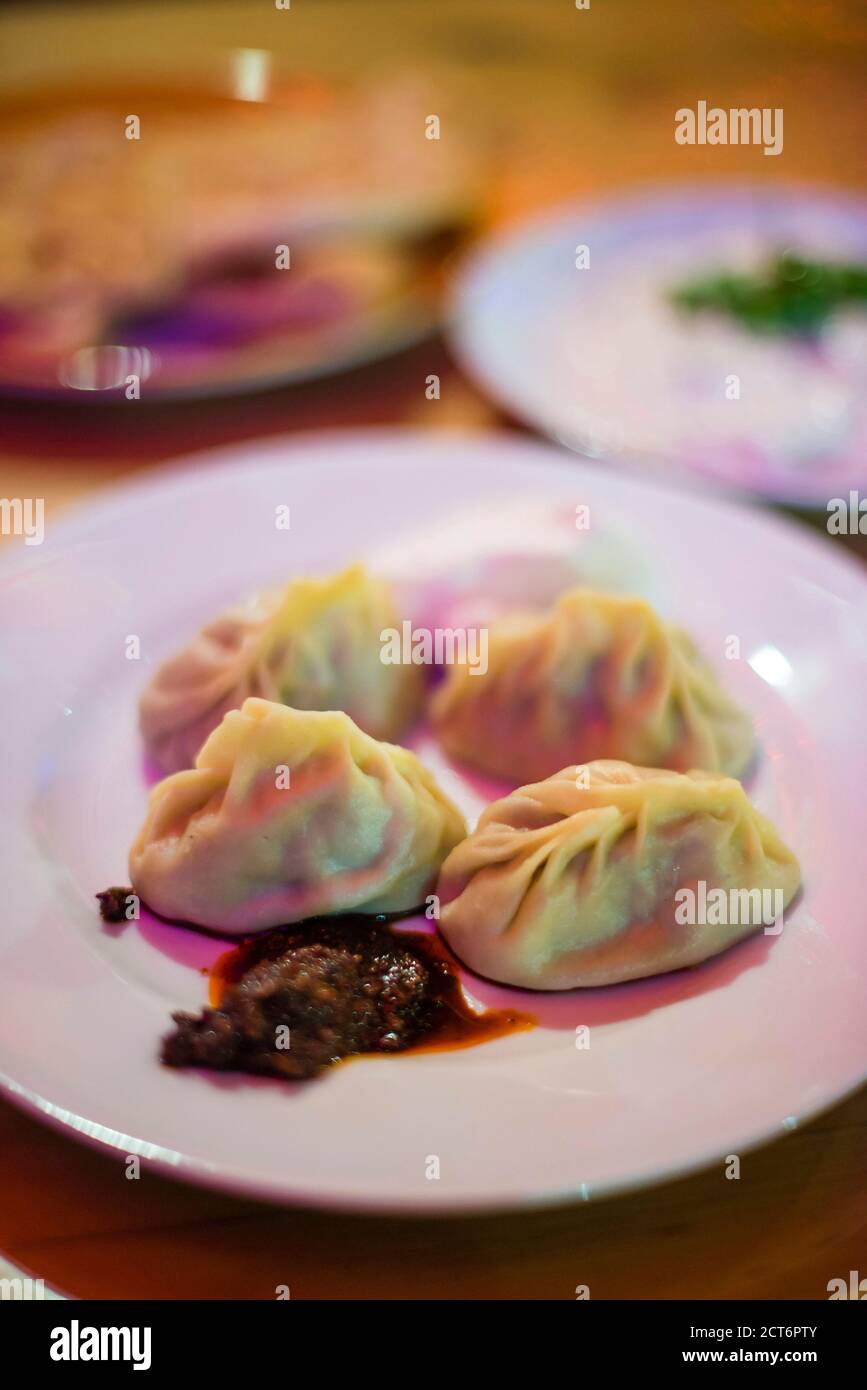 Manti knödel -Fotos und -Bildmaterial in hoher Auflösung – Alamy