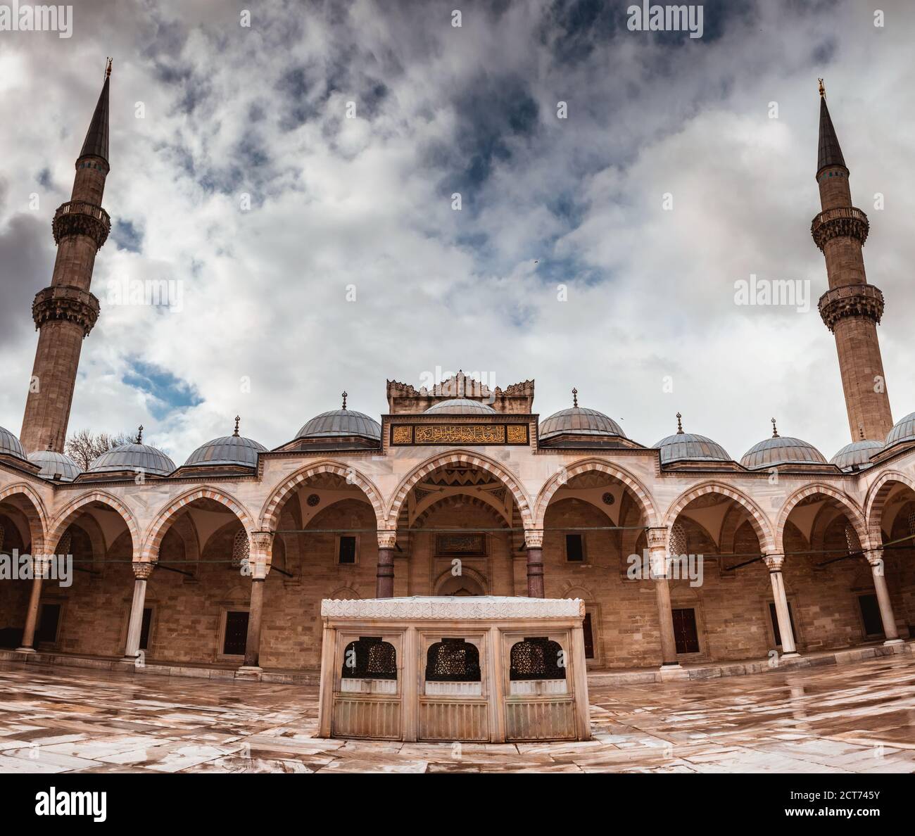 Suleymaniye Moschee in Istanbul, Türkei. Die Suleymaniye Moschee ist ein berühmtes Wahrzeichen. Islamische Architektur von Istanbul Stockfoto