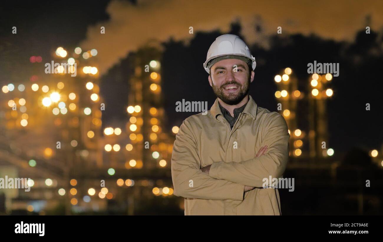 Bester Arbeiter. Angenehmer Inhalt selbstbewusst Erwachsene Architekt Falten Stockfoto