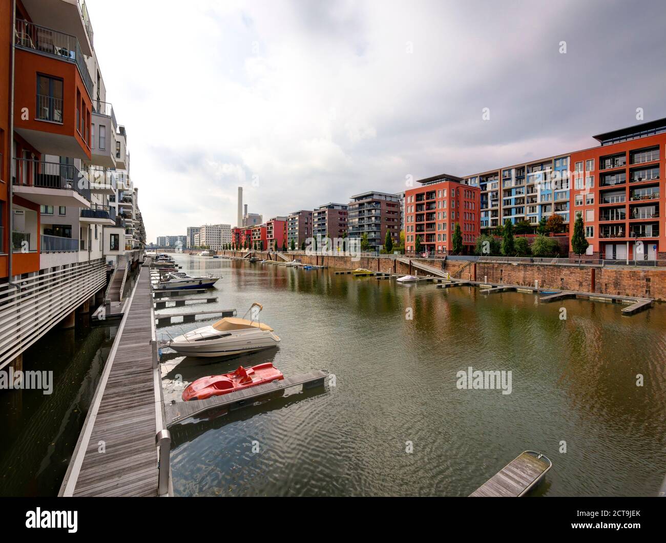 Deutschland, Hessen, Frankfurt, moderne Luxus-Appartements am Westhafen Stockfoto