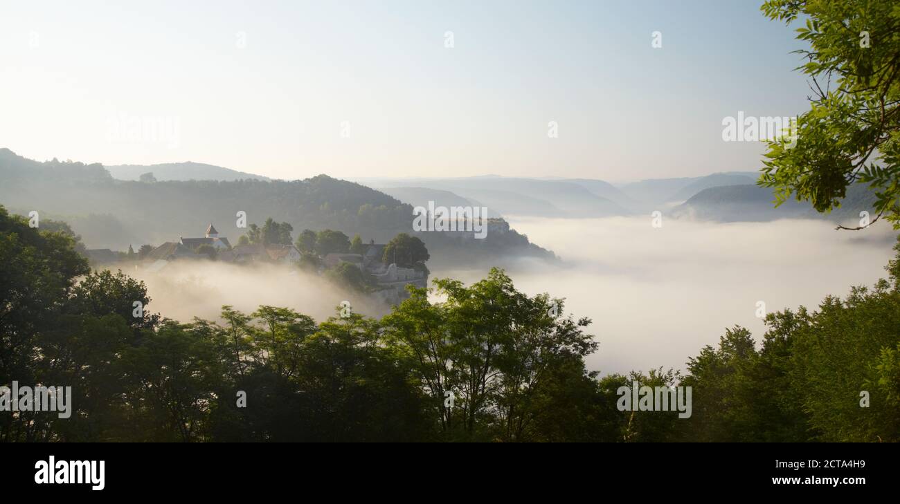 Frankreich, Blick auf Tal Loue bei Ornans Stockfoto