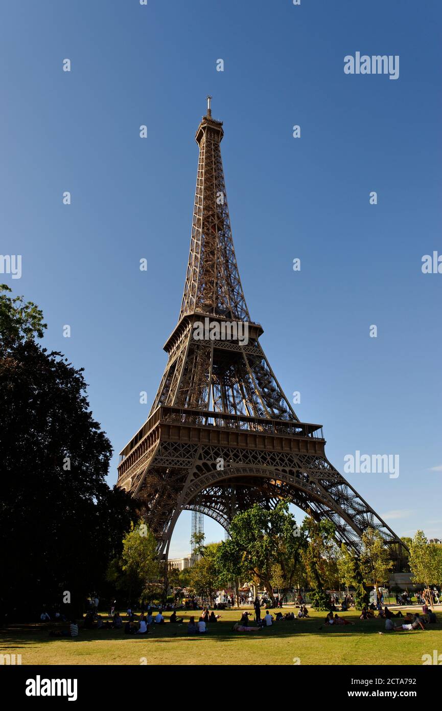 Frankreich, Paris, 7. Arrondissement, Blick zum Eiffelturm Stockfoto