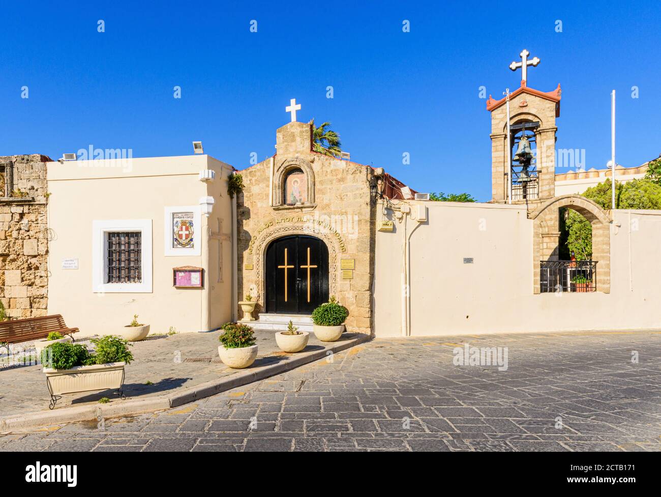 Kirche St. Panteleimon befindet sich im alten jüdischen Viertel, Rhodos Altstadt, Rhodos, Griechenland Stockfoto