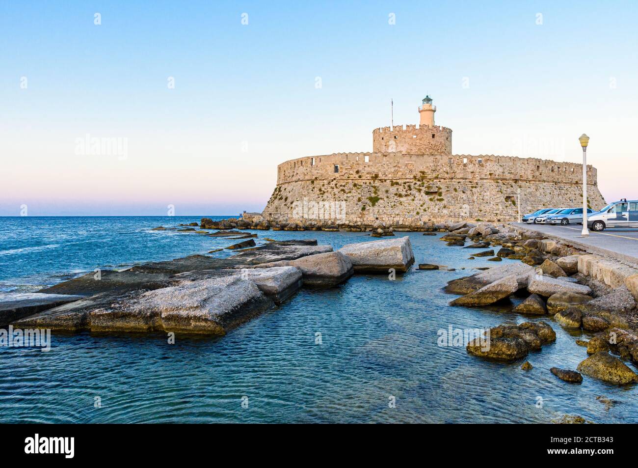 St. Nicholas Festung, Mandraki Hafen, Rhodos Stadt, Rhodos Insel, Griechenland Stockfoto