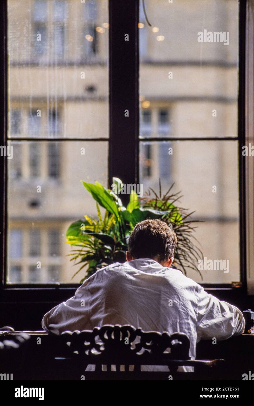 Die Canford School in Dorset ist eine unabhängige Internat- und Tagesschule in einem ehemaligen Herrenhaus mit weitläufigem Gelände. 27. Juni 1994. Foto: Neil Turner Stockfoto