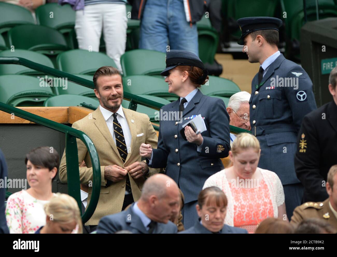 David Beckham. Roger Federer / Santiago Giraldo. WIMBLEDON TENNIS CHAMPIONSHIPS 2014. Bild : © Mark Pain / Alamy Stockfoto