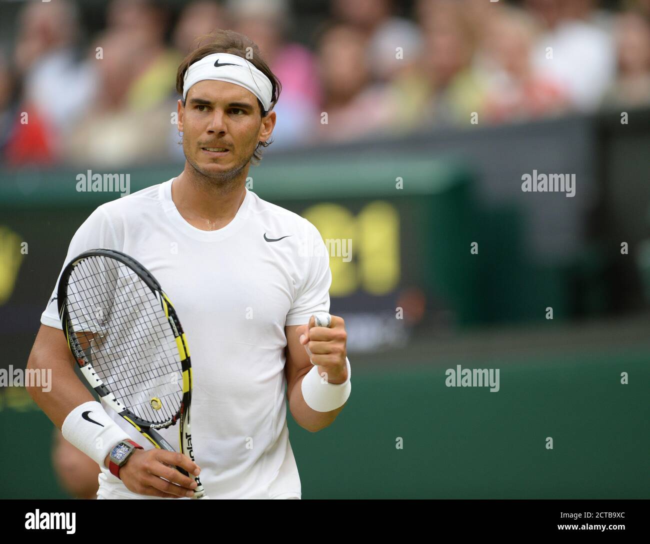 Michail Kukuschkin / Rafael Nadal. WIMBLEDON TENNIS CHAMPIONSHIPS 2014. Bildnachweis: © Mark Pain / Alamy Stockfoto