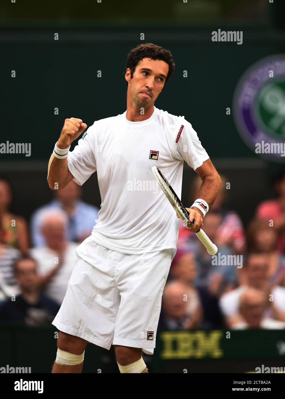 Michail Kukuschkin / Rafael Nadal. WIMBLEDON TENNIS CHAMPIONSHIPS 2014. Bildnachweis: © Mark Pain / Alamy Stockfoto