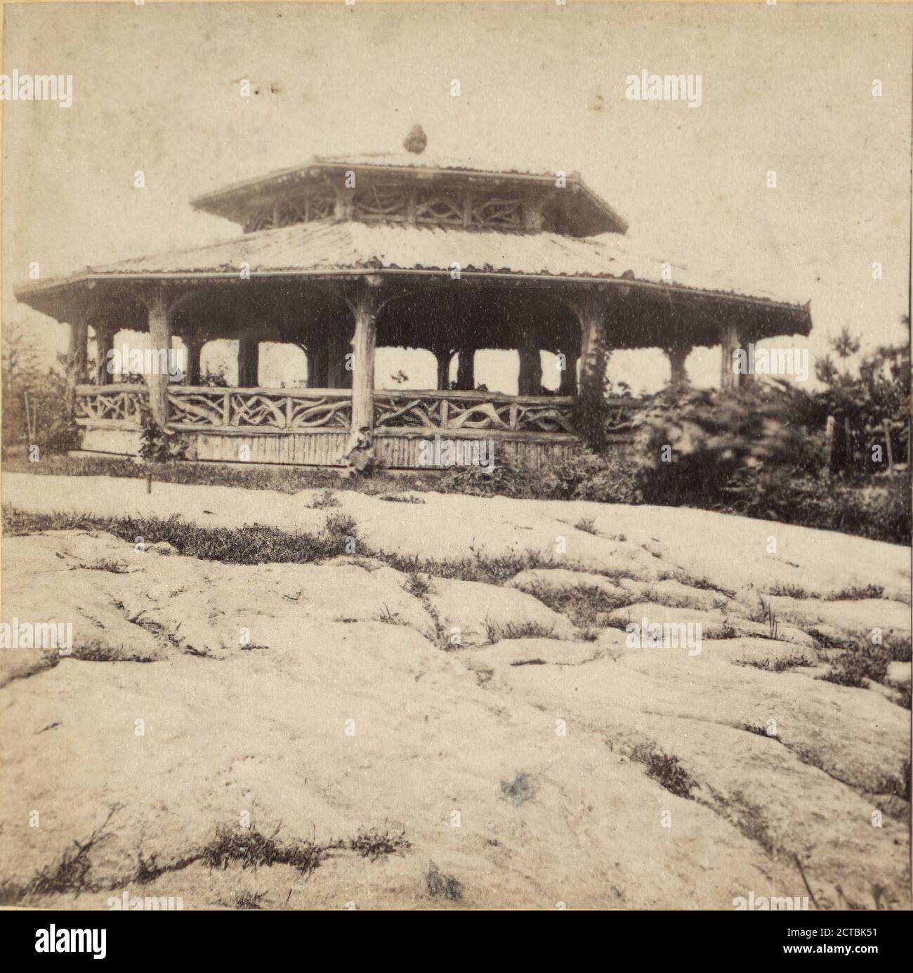 Sommerhaus westlich des Pond, in der Nähe von Artists' Gate, 6th Av. Und 59th St., E. & H.T. Anthony (Firma), Roche, T. C., 1863, 1865, New York (Staat), New York (N.Y.), New York, Central Park (New York, N.Y.), Manhattan (New York, N.Y.) Stockfoto