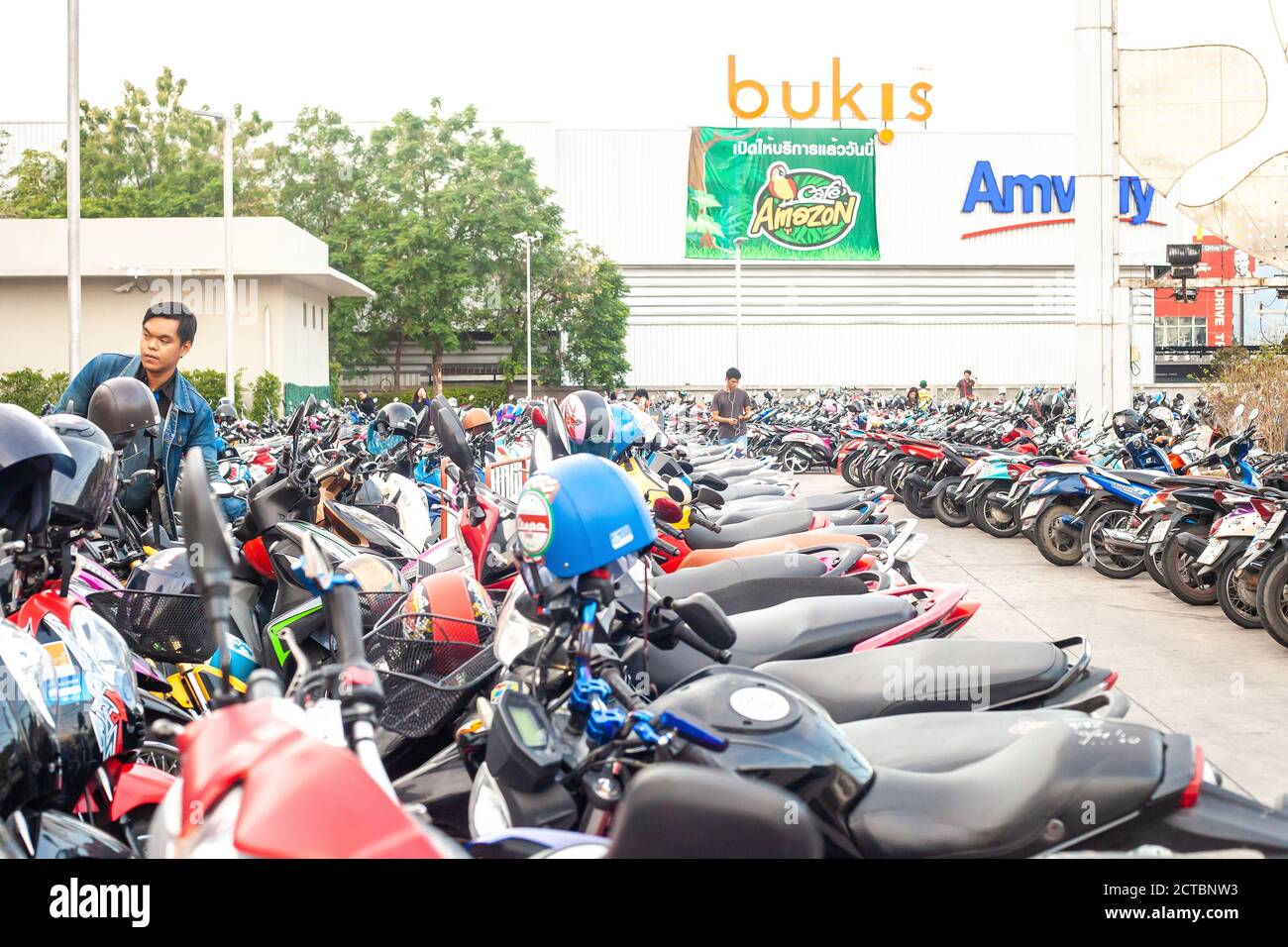 Used Motorbike Biker Stockfotos und -bilder Kaufen - Alamy