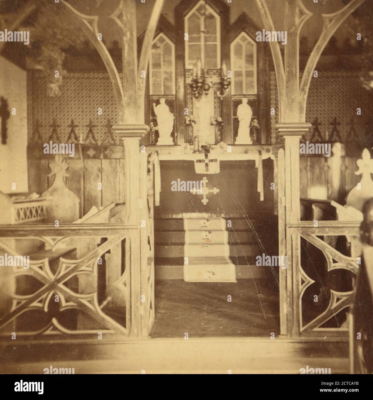 Das Innere der Kapelle der Mission unseres barmherzigsten Erlösers in der Santee-Agentur., Morrow, Stanley J., North Dakota, Dakota Territory Stockfoto