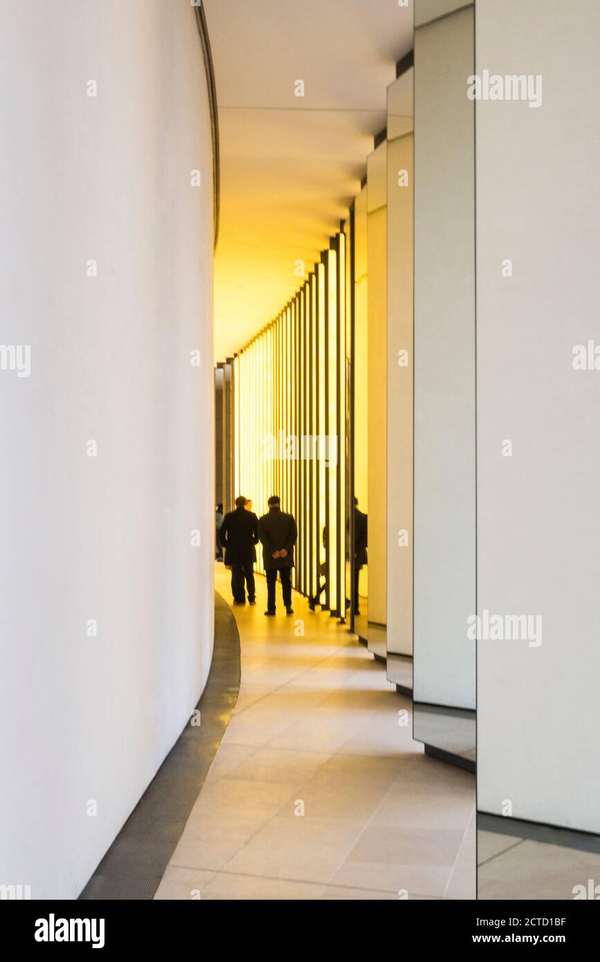 Untere Ebene der Fondation Louis Vuitton von Frank Gehry 2014 fertiggestellt. Bois de Boulogne, Paris, FR. Stockfoto
