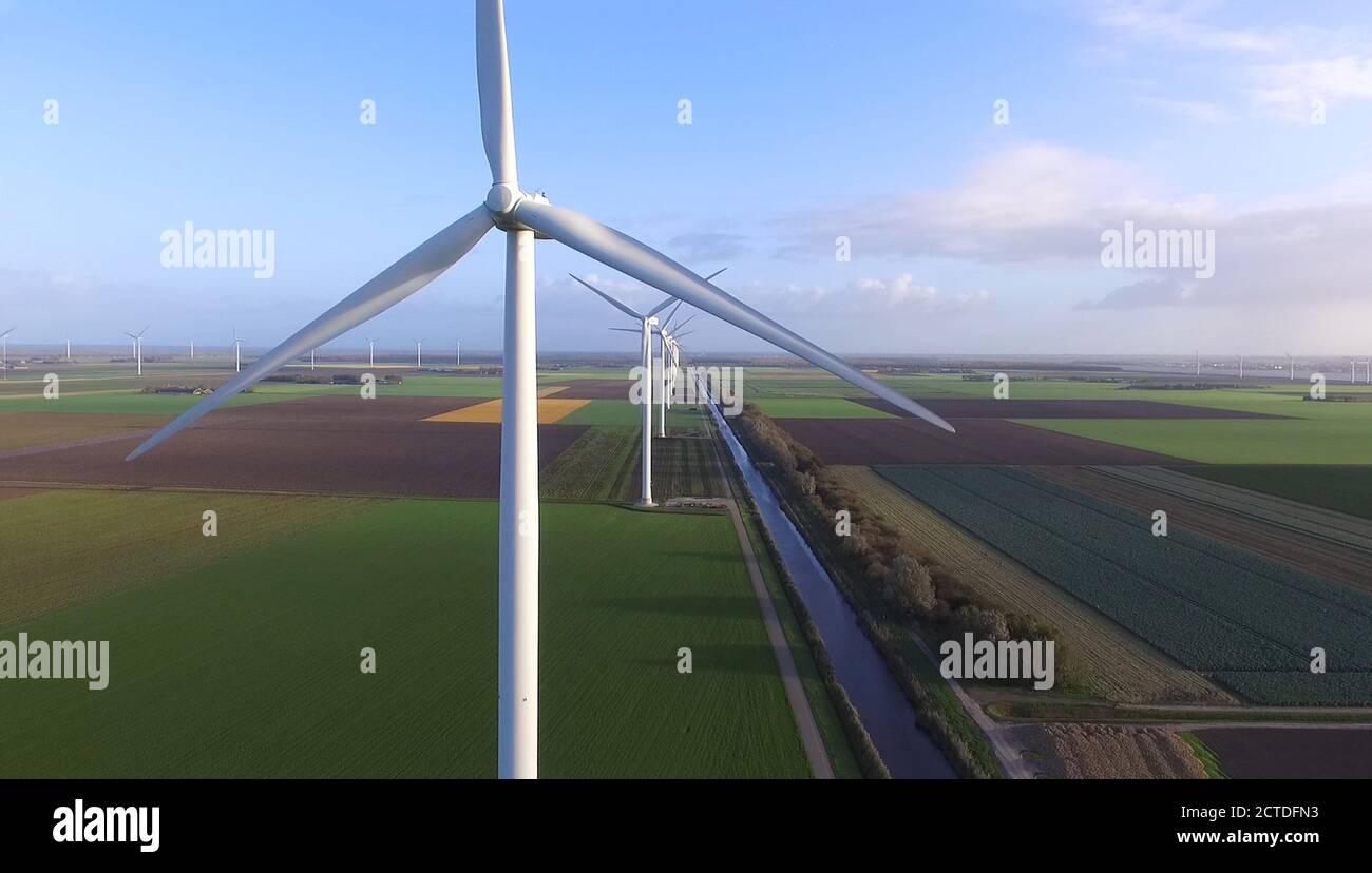 Luftaufnahme einer Windenergieanlage Stockfoto