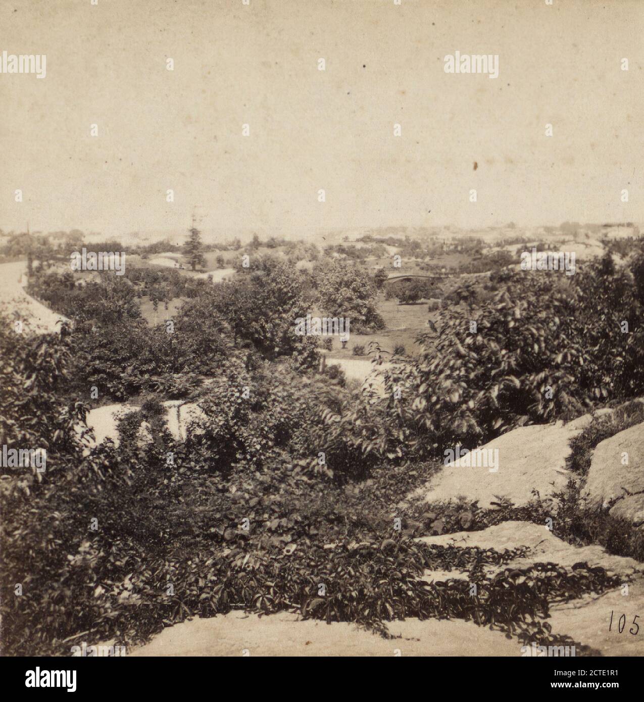 Vom Summer House, in der Nähe von Artists Gate (6th Av. Und 59th St.), Blick n.-W., E. & H.T. Anthony (Firma), Roche, T. C., 1863, 1865, New York (Staat), New York (N.Y.), New York, Central Park (New York, N.Y.), Manhattan (New York, N.Y.) Stockfoto