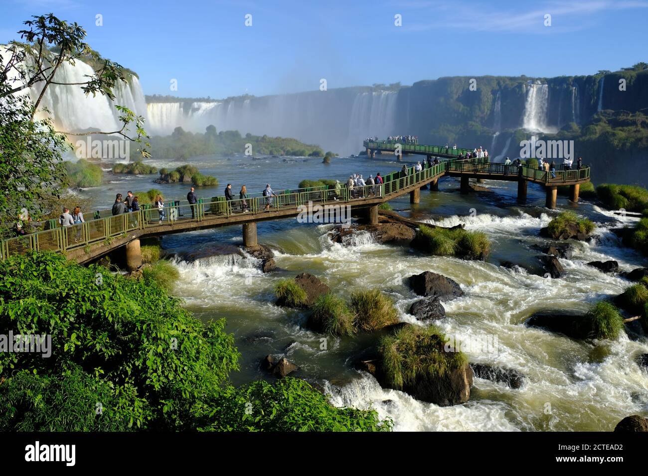 Brasilien Foz do Iguacu - Iguazu Falls - Las Cataratas Del Iguazu Aussichtsplattform Stockfoto