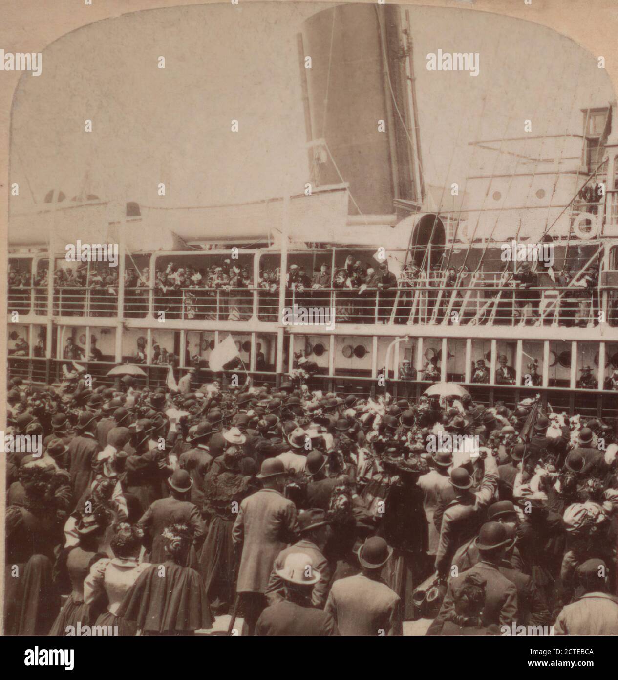 Bidding their friends God-Speed, New York, USA, 1895, New York (Staat), New York (N.Y Stockfoto