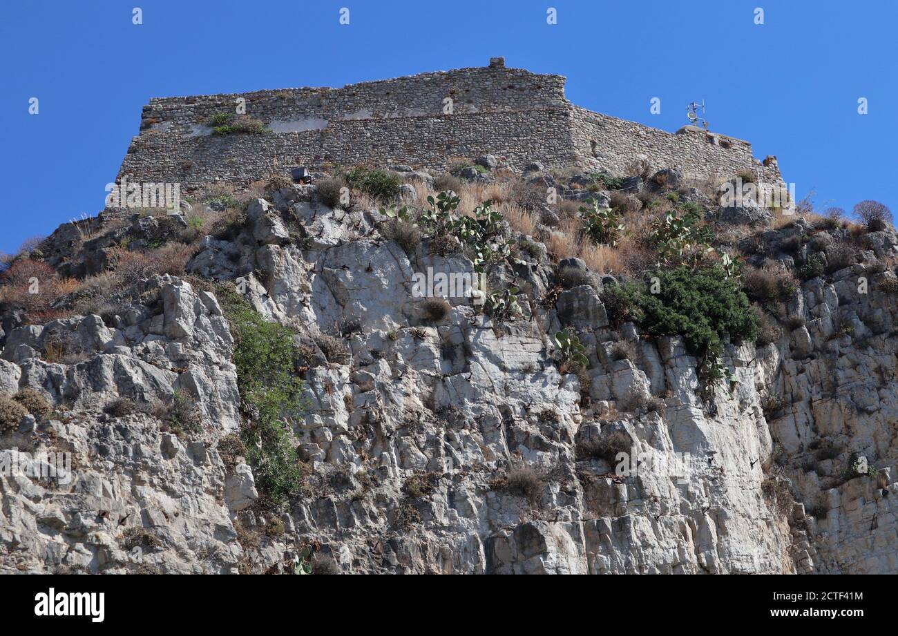 Taormina - Castello svevo dal Santuario della Madonna della Rocca Stockfoto