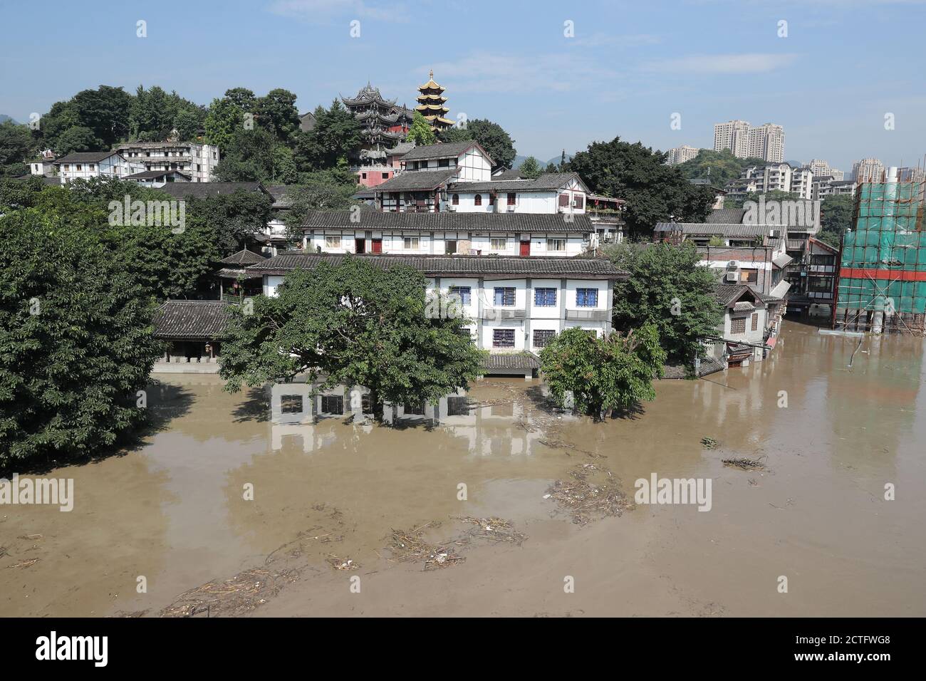 Blick auf Ciqikou alte Stadt überflutet durch Regensturm in Chongqing, China, 14. August 2020. Stockfoto