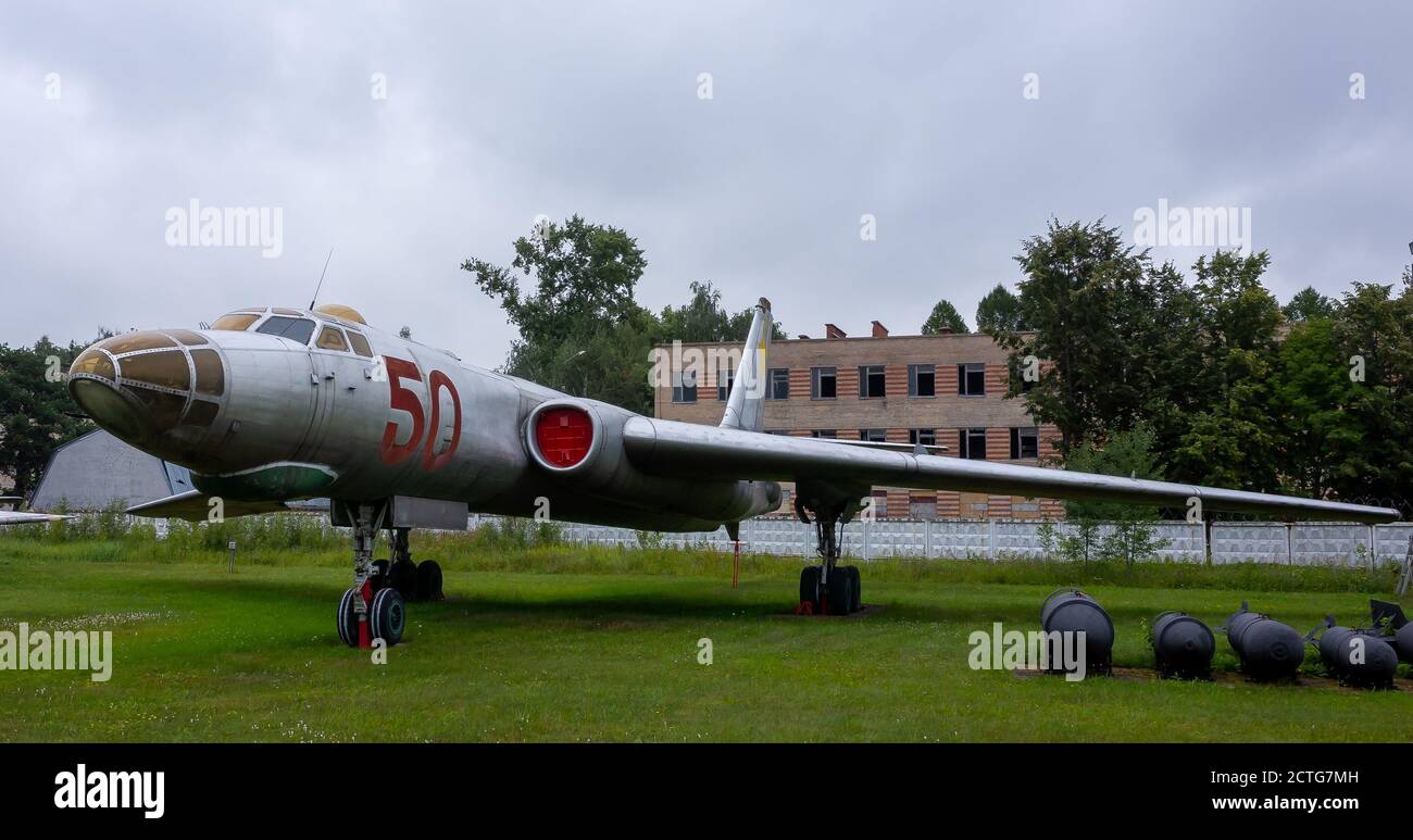 18. Juli 2018, Region Moskau, Russland. Zweimotoriger strategischer Schwerbomber Tupolev TU-16 im Zentralmuseum der russischen Luftwaffe in Monino. Stockfoto