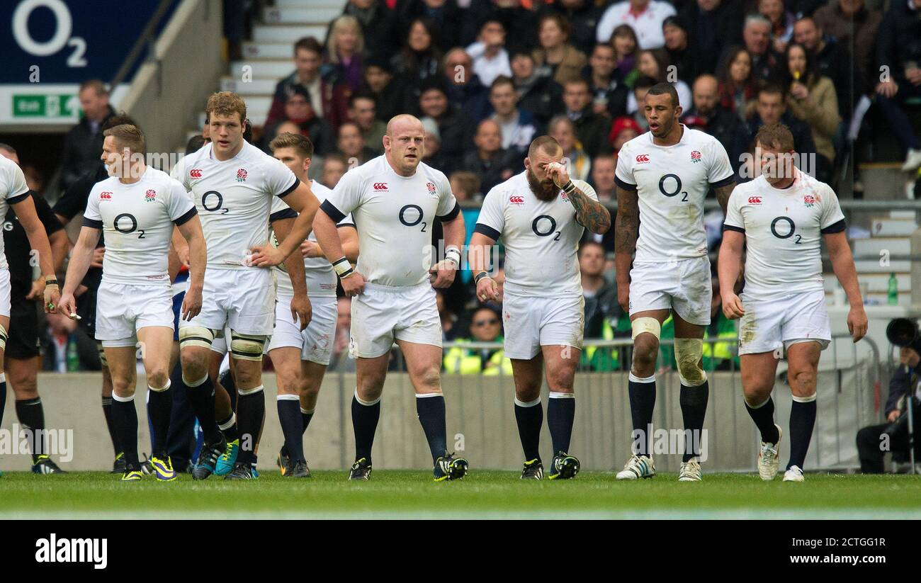 ENGLAND DEJCETION ENGLAND / NEUSEELAND QBE INTERNATIONAL - TWICKENHAM Copyright Picture : Mark Pain 17/11/2013 PHOTO CREDIT : © M Stockfoto