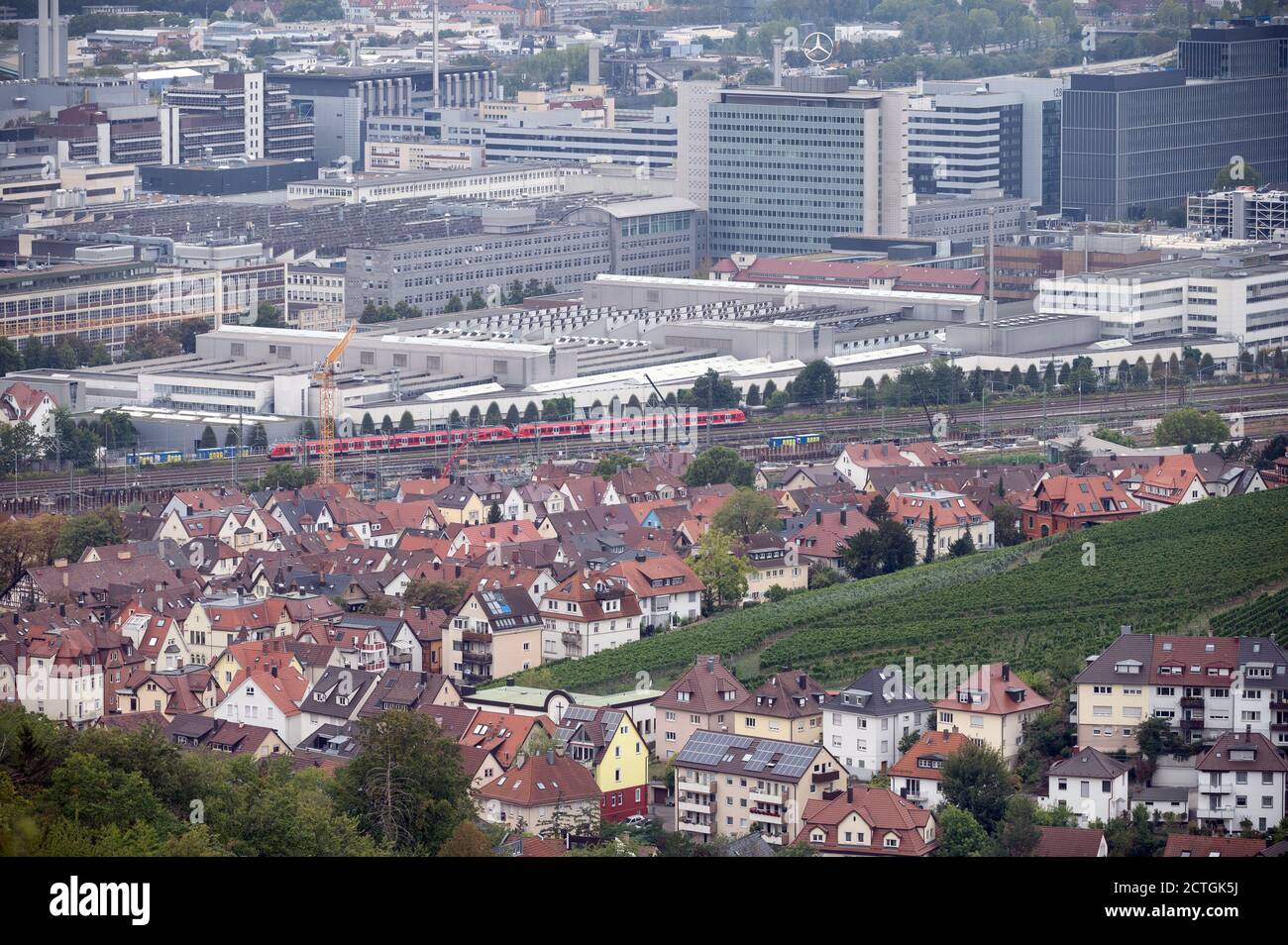 Hauptsitz mercedes benz unterturkheim werk -Fotos und -Bildmaterial in ...