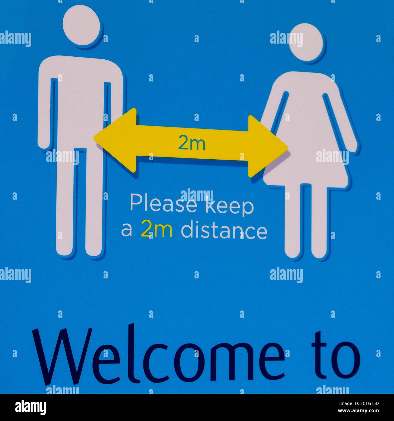 London UK, September 23, 2020, Public Warning sign advising people to keep 2m Apart during Covid-19 Stockfoto