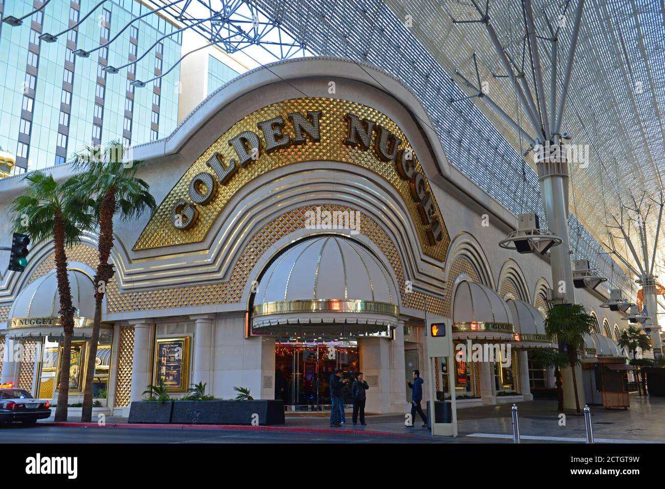 Das Golden Nugget Hotel and Casino in der Fremont Street Experience in der Innenstadt von Las Vegas, Nevada, USA. Stockfoto