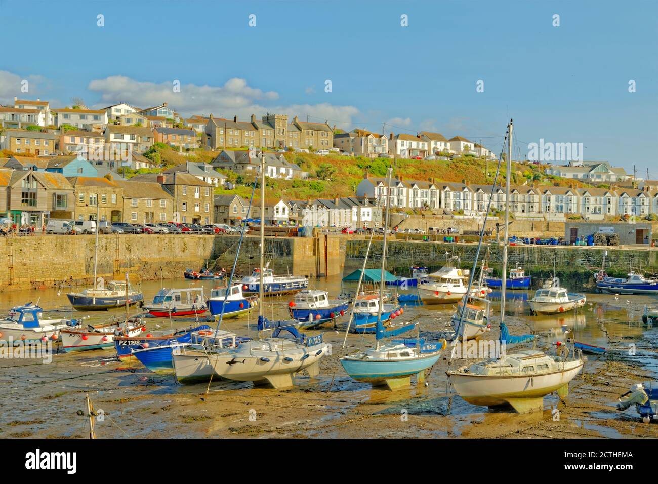 Porthleven Harbour, Cornwall, England. Stockfoto