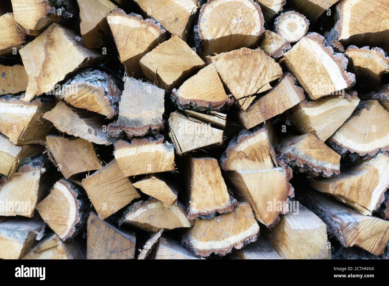 Feuerholz Hintergrund. Horizontale Ausrichtung. Stockfoto