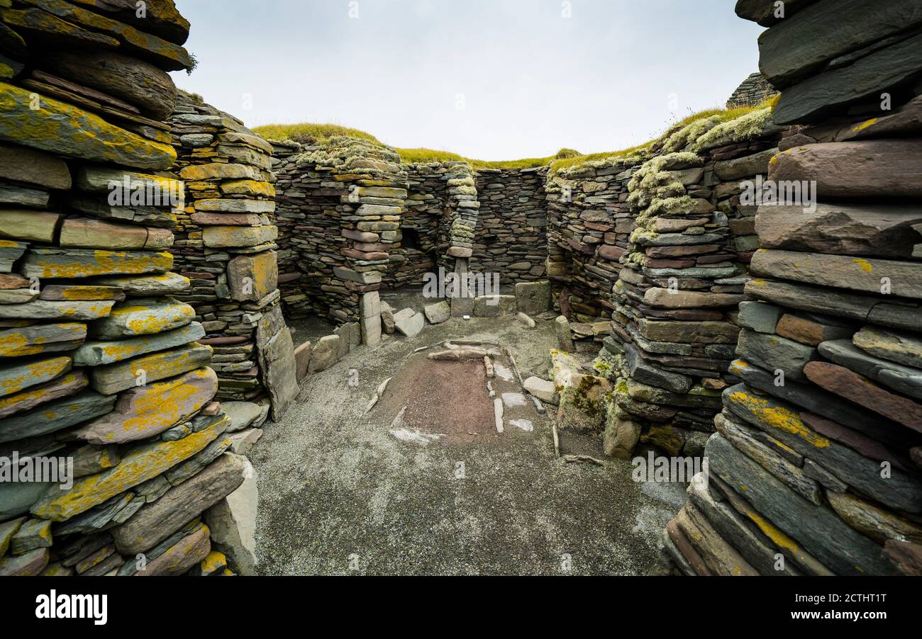 Ansicht der archäologischen Stätte von antiken Siedlungen in Jarlshof in Shetland, Schottland, Großbritannien Stockfoto