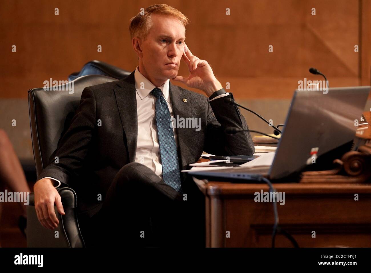 Senator James Lankford (R-Okla.) wird während der Bestätigungsverhandlung des Senats für innere Sicherheit und Regierungsangelegenheiten gesehen, bei der Chad Wolf am Mittwoch, den 23. September 2020, zum Sekretär für innere Sicherheit wird.Quelle: Greg Nash/Pool via CNP /MediaPunch Stockfoto
